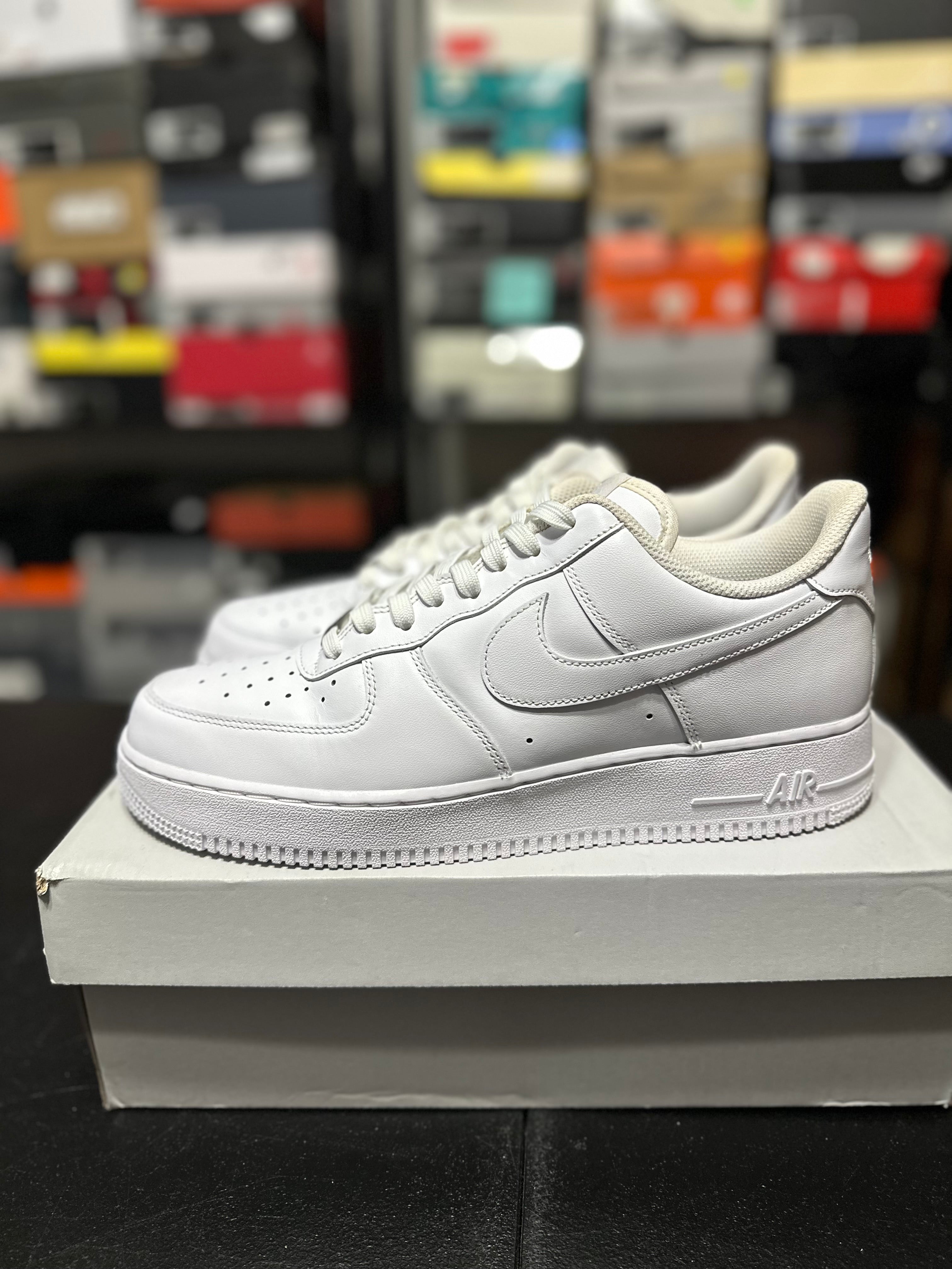 Size 10.5 - AF1 white