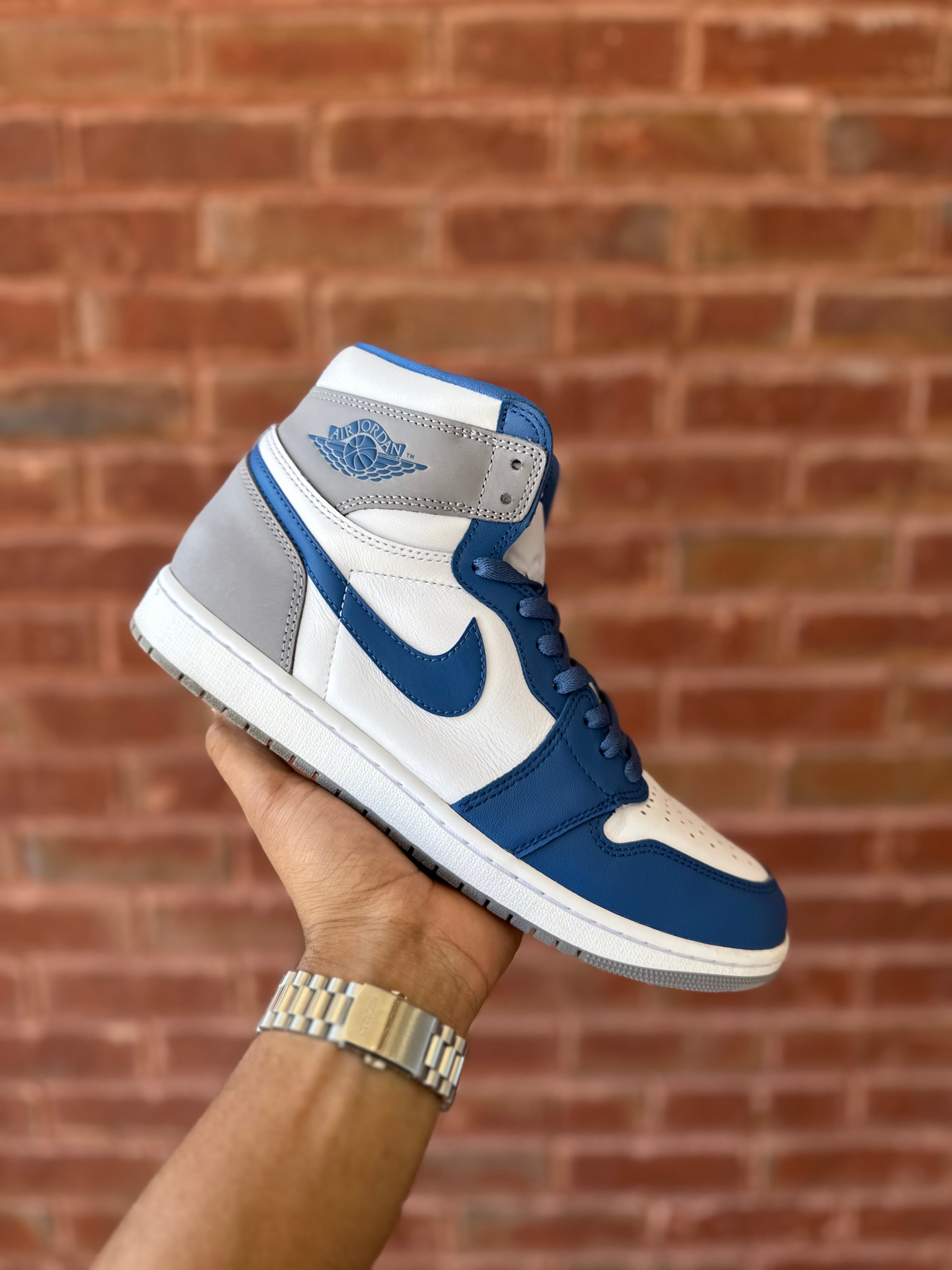 Size 10.5 - J1 true blue