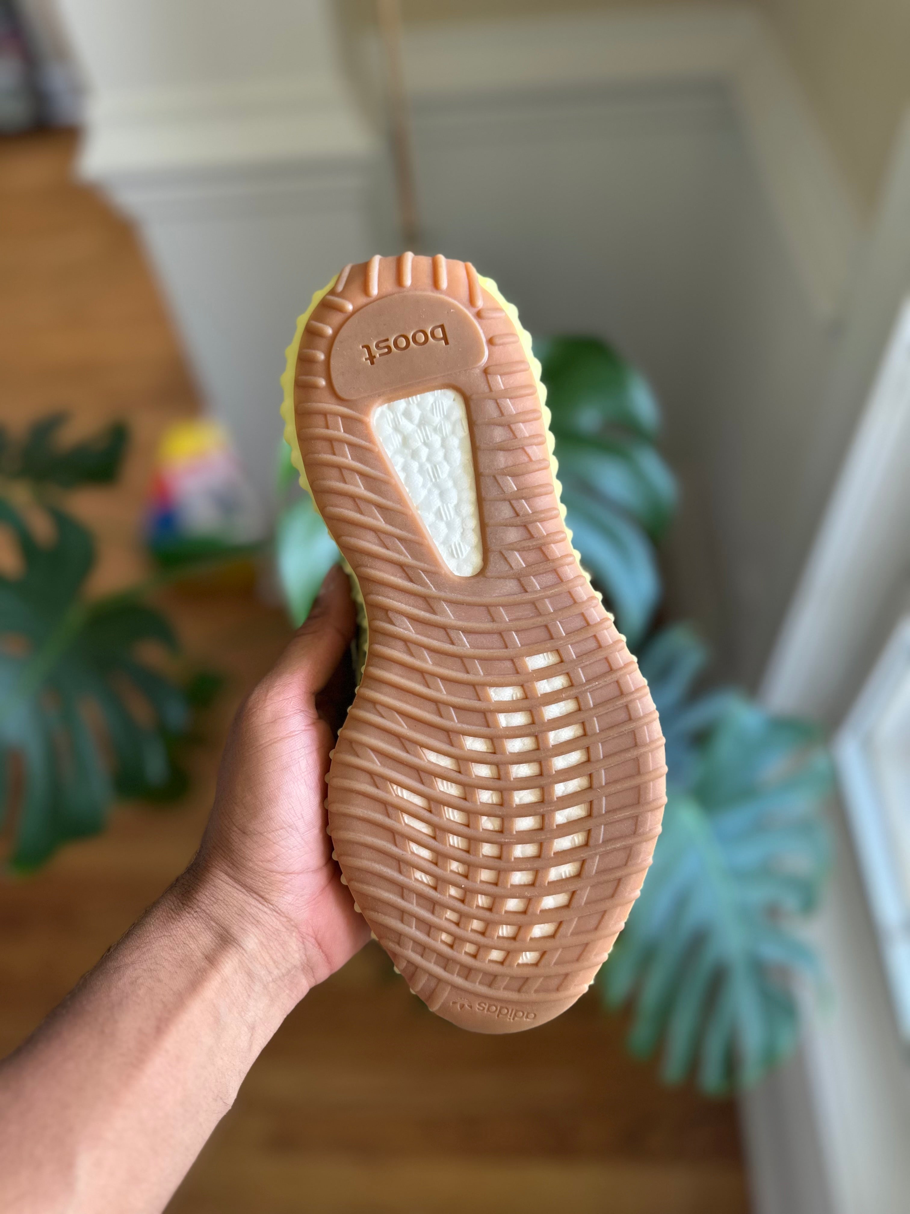 Size 6.5 - YZY 350 semi frozen