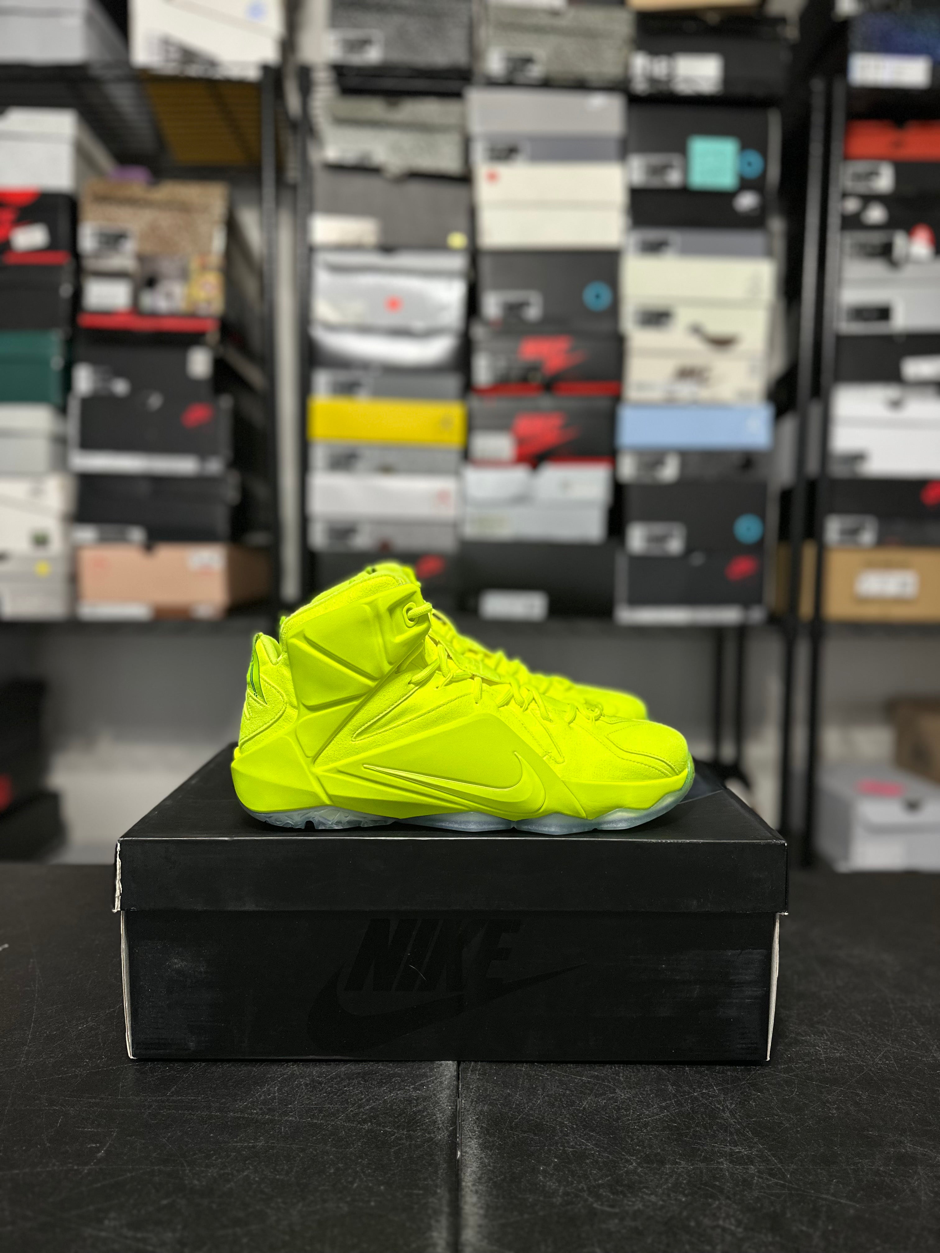 Size 11 - LeBron 12 EXT tennis ball DS