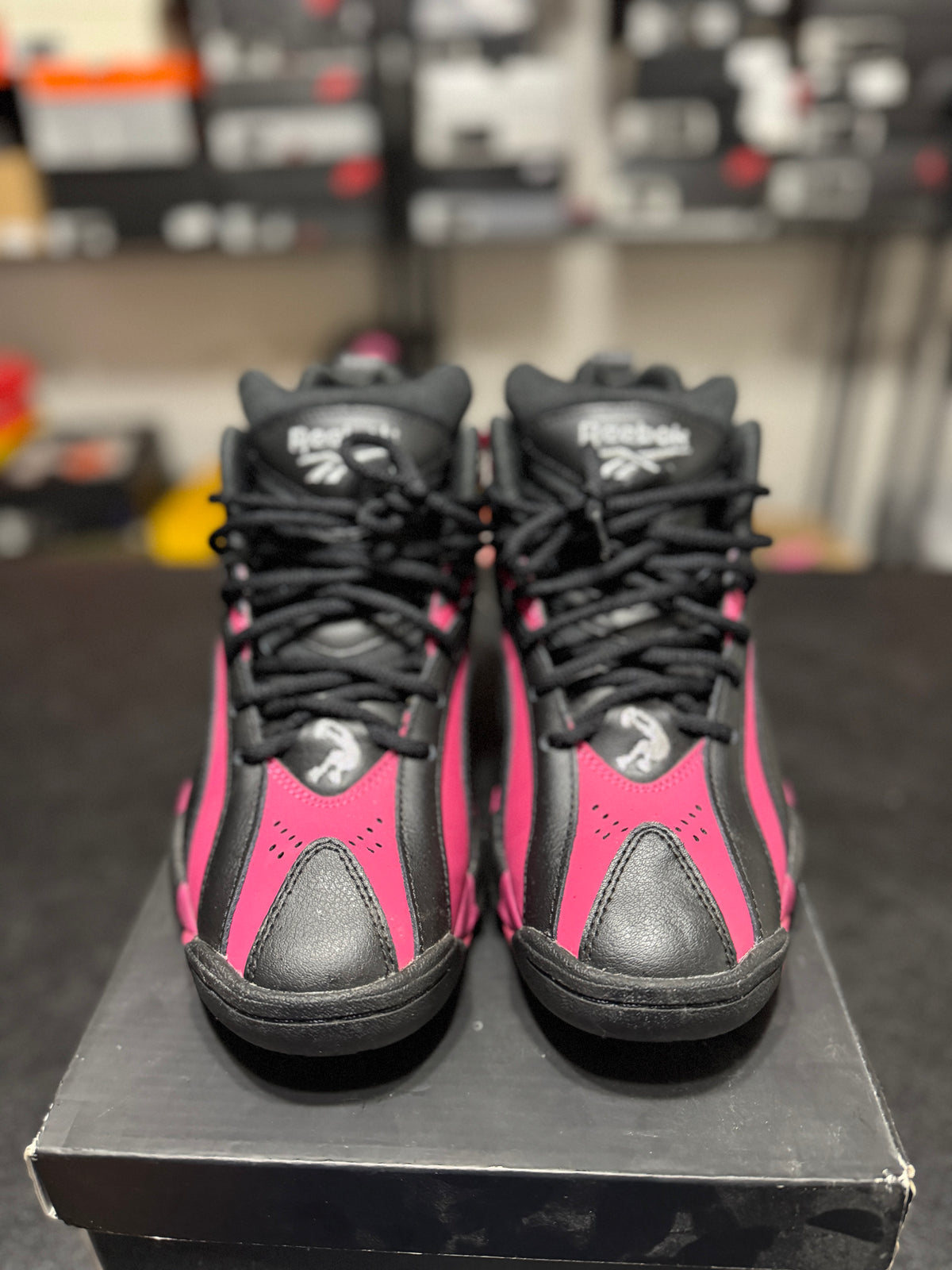 Size 8 - Shaqnosis black/ red