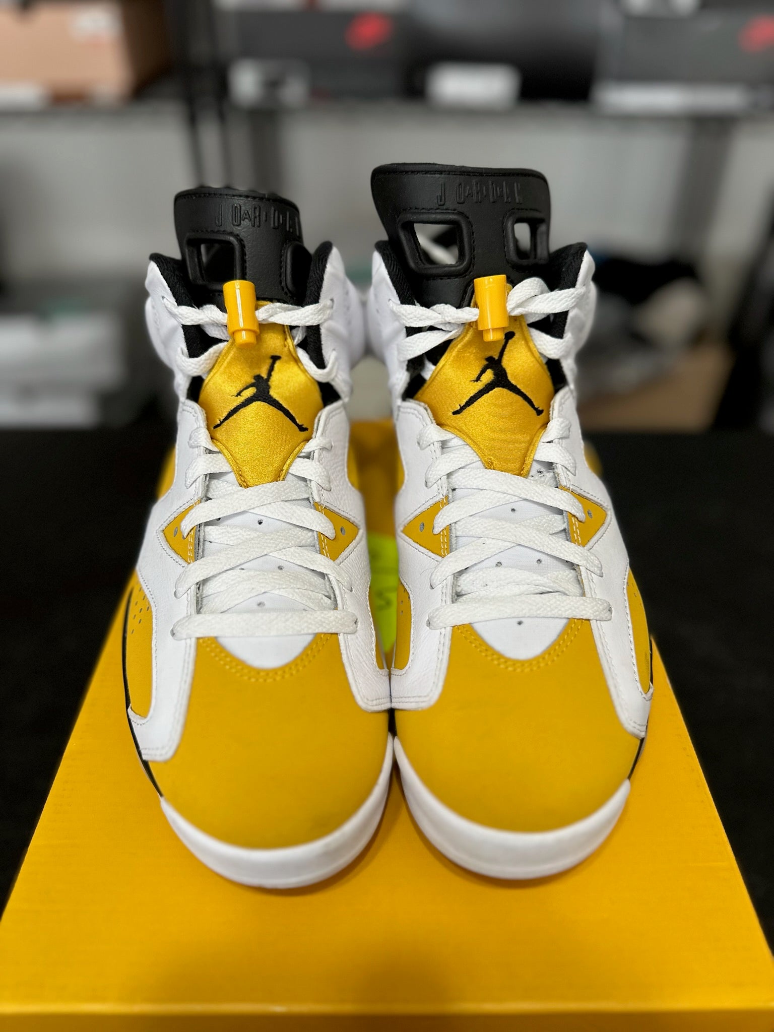 Size 10 - J6 Yellow Ochre