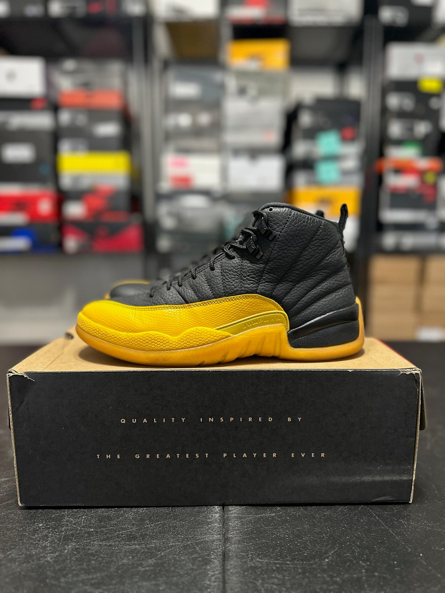 Size 9 - J12 Black University Gold