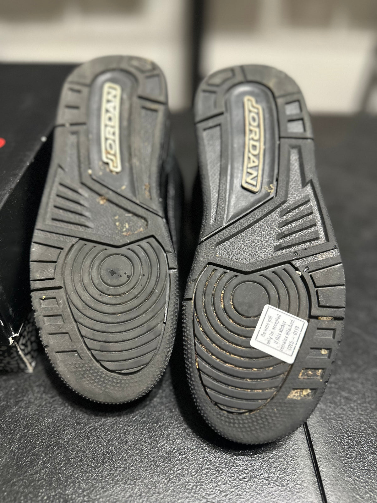 Size 6y - J3 Black cat