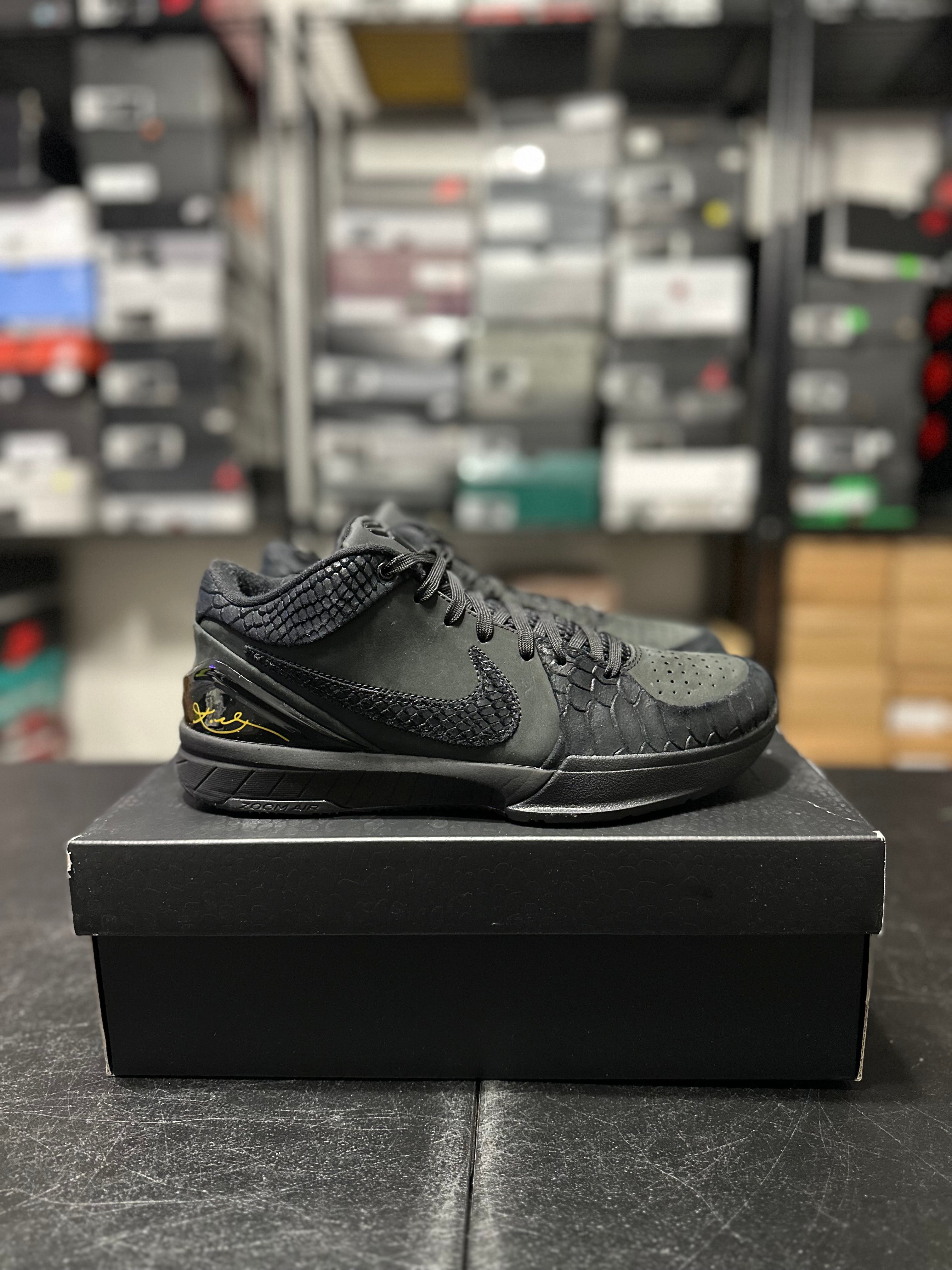 Size 8.5 - Kobe 4 protro gift of mamba