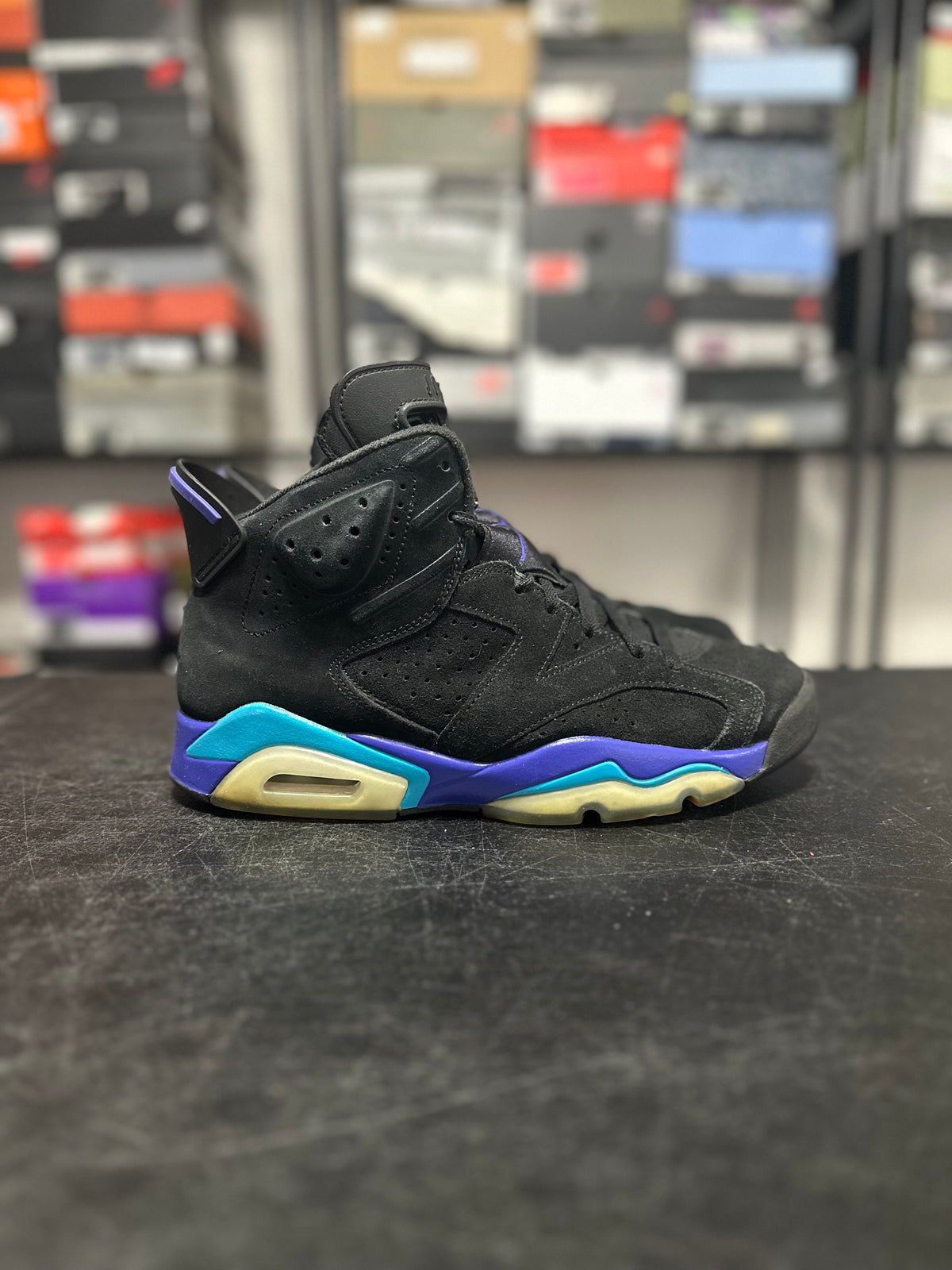 Size 9.5 - J6 Aqua