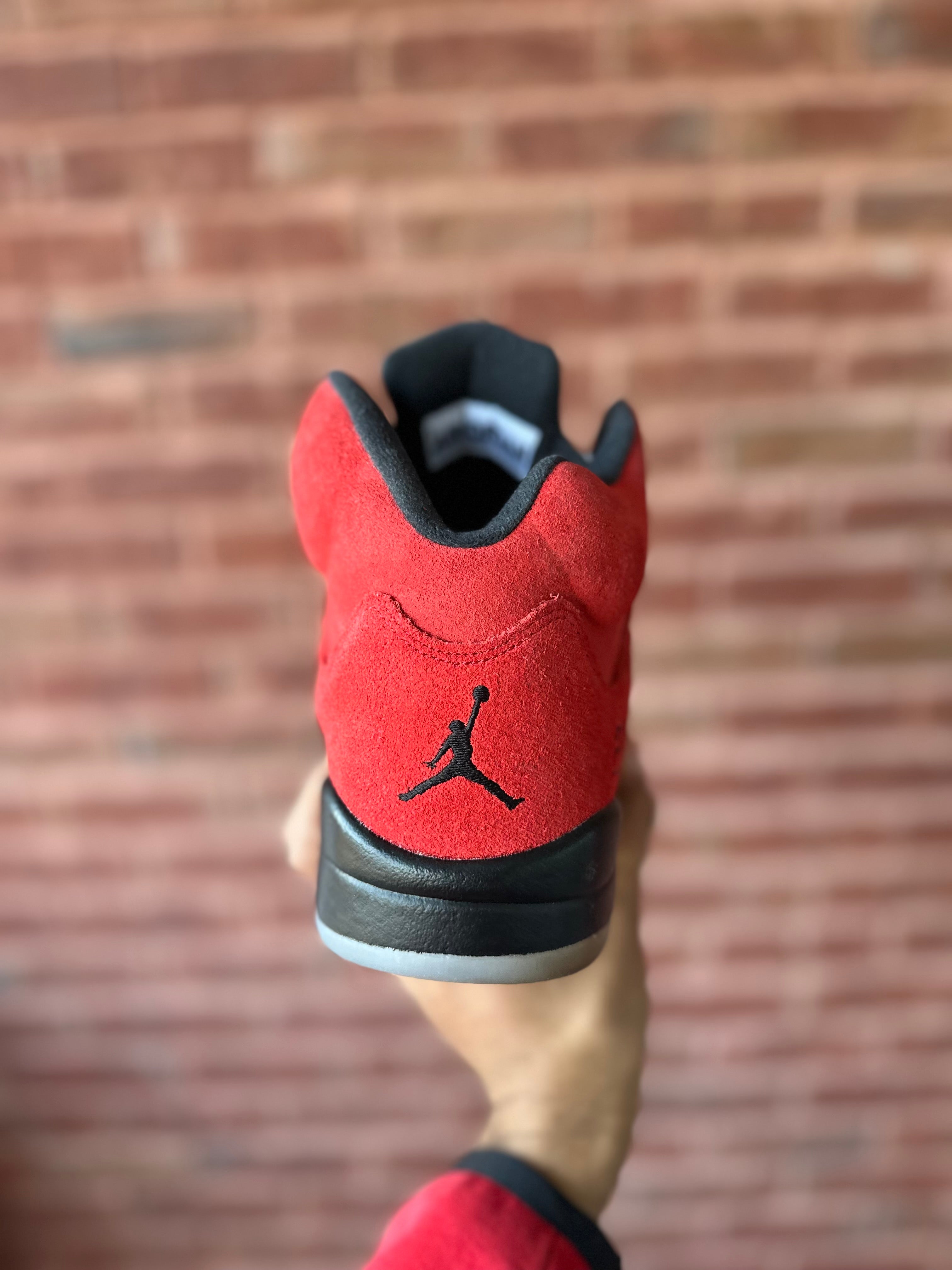 Size 11 - J5 raging bull