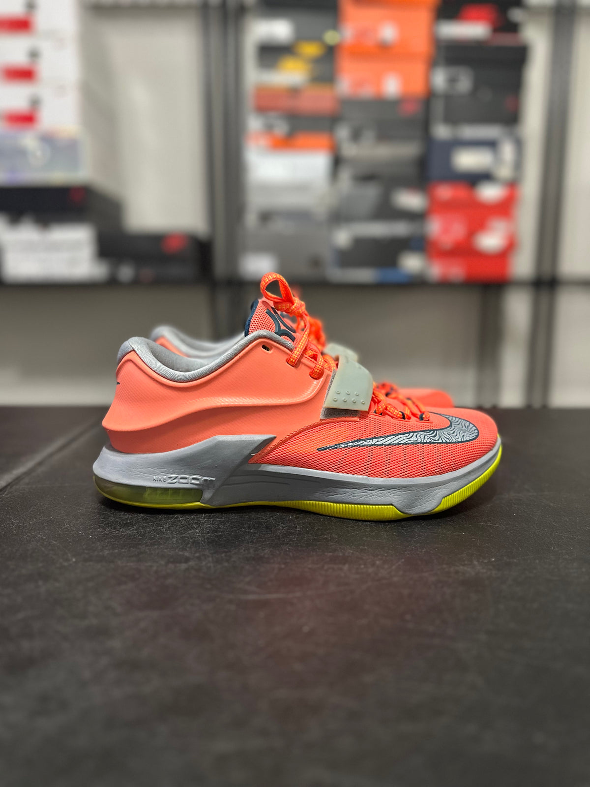 Size 9 - KD7 35,000 Degrees