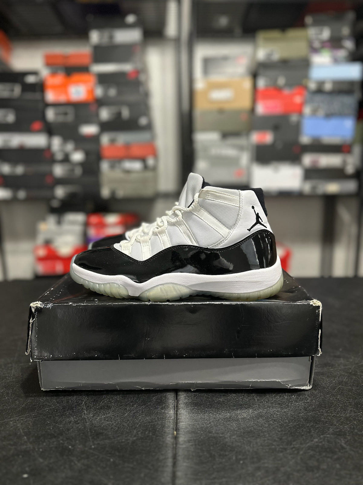 Size 8.5 - j11 concord