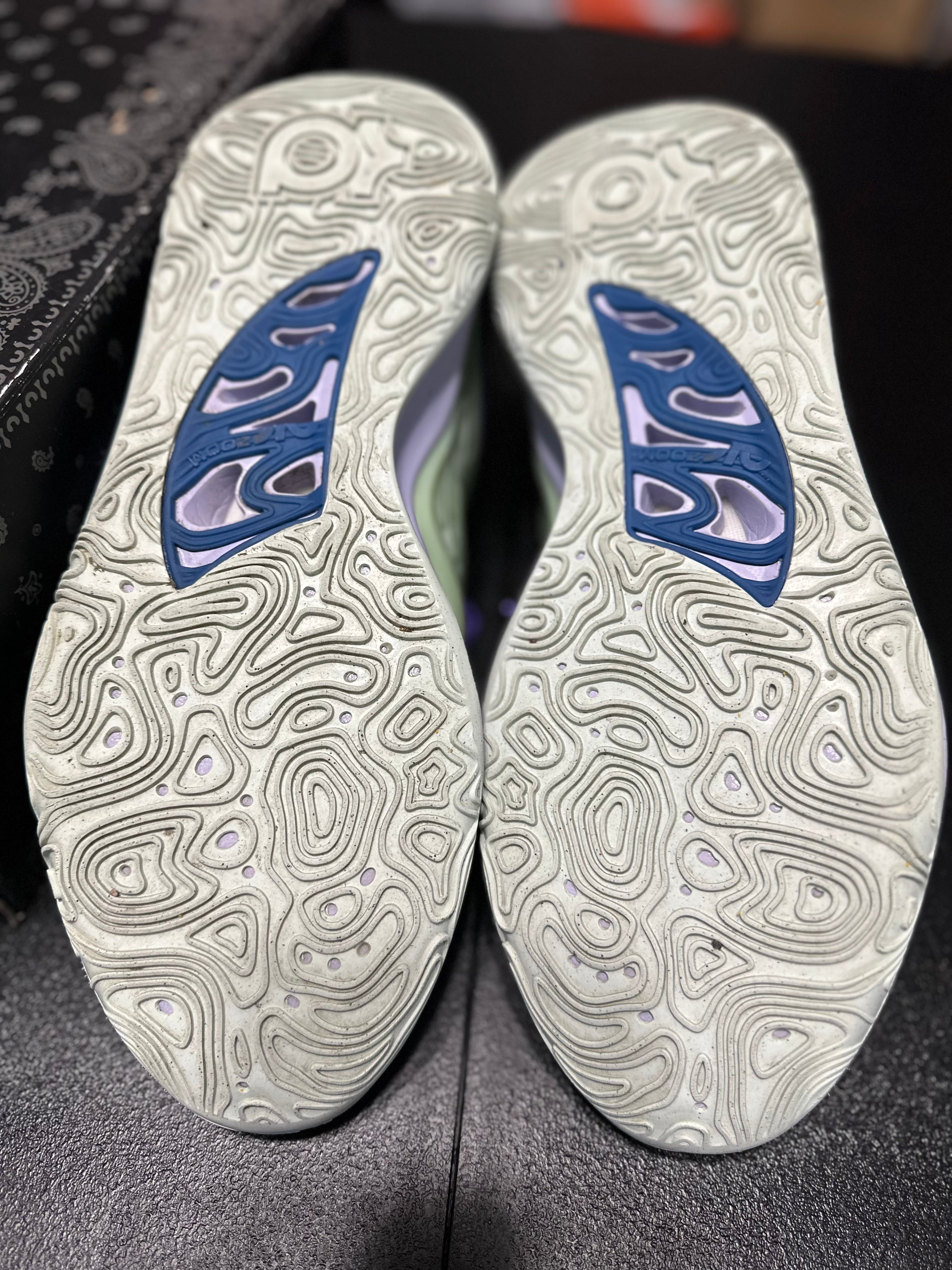 Size 10.5 - KD15 nightmares