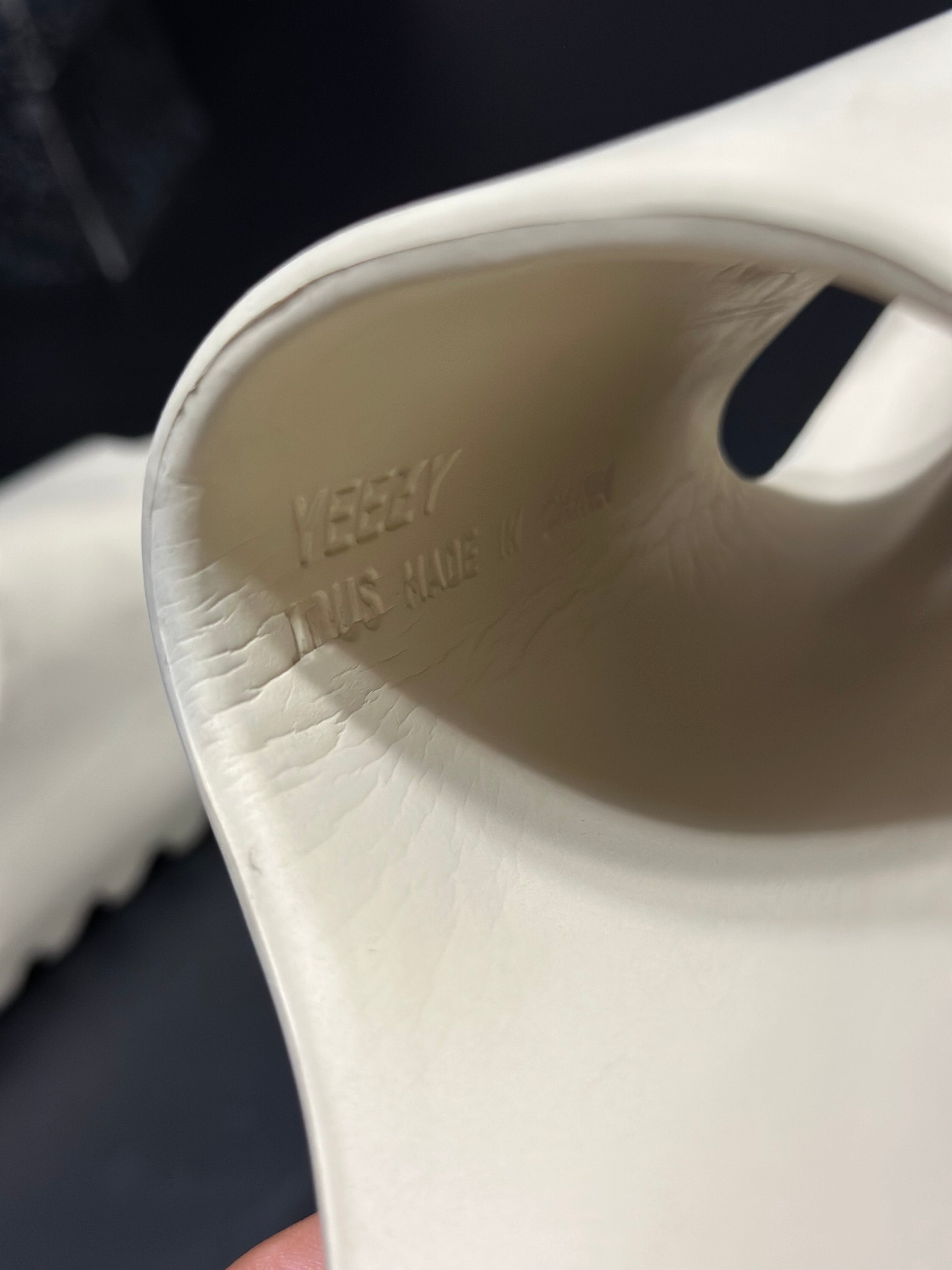 Size 10 - YZY slide bone