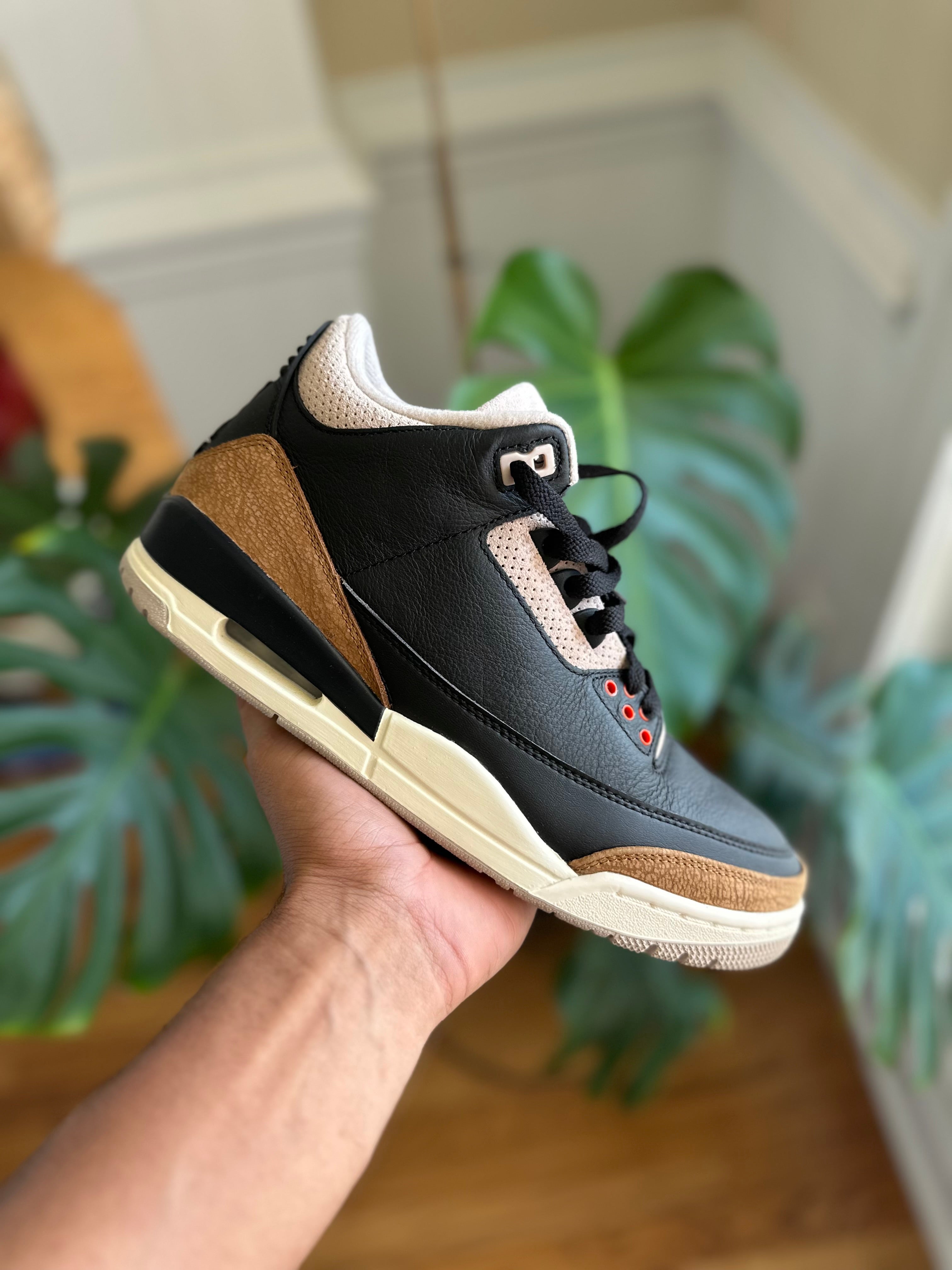 Size 8.5 - J3 desert elephant