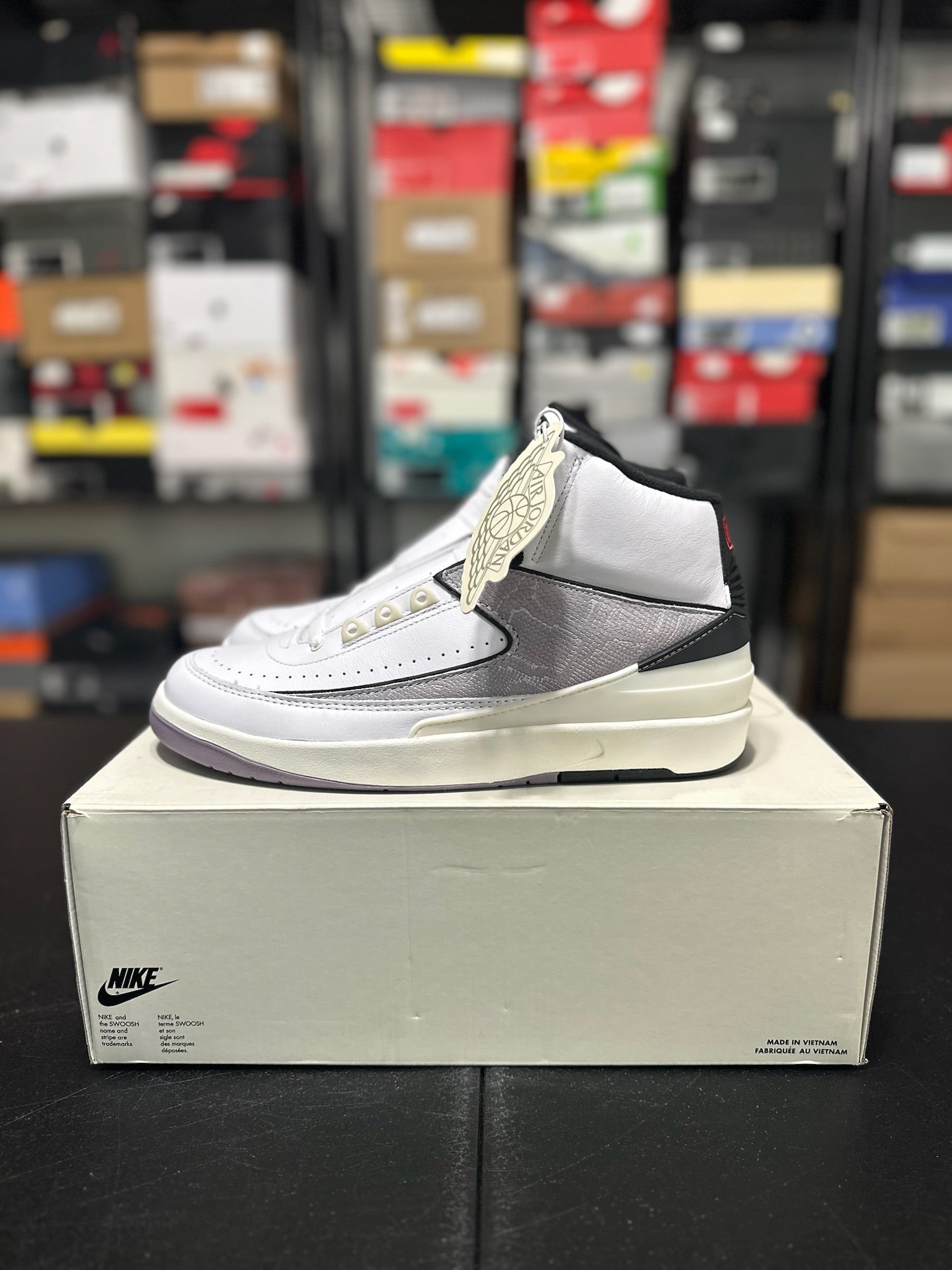 Size 9.5 - J2 Python