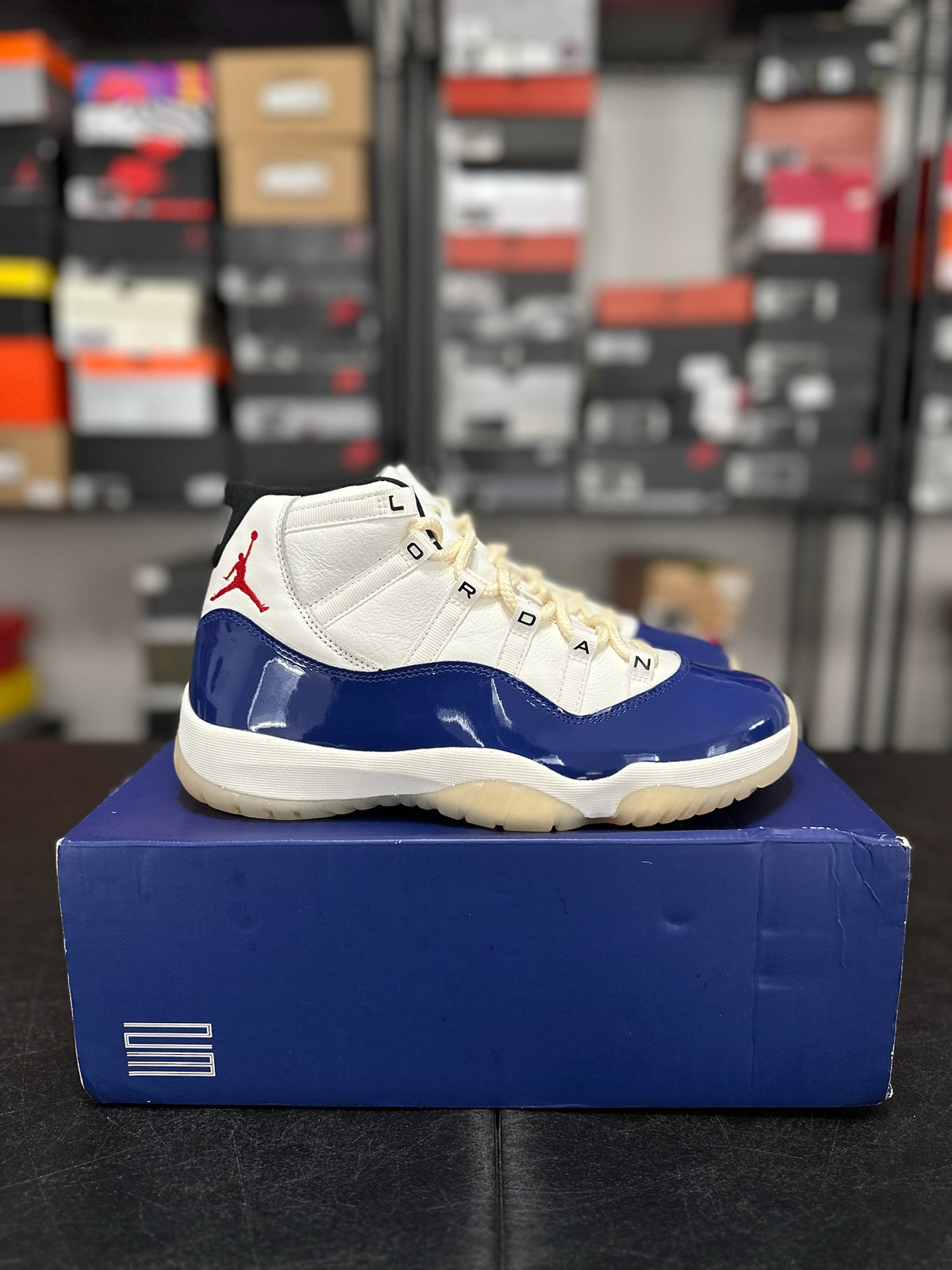 Size 9 - J11 Rare Air DS