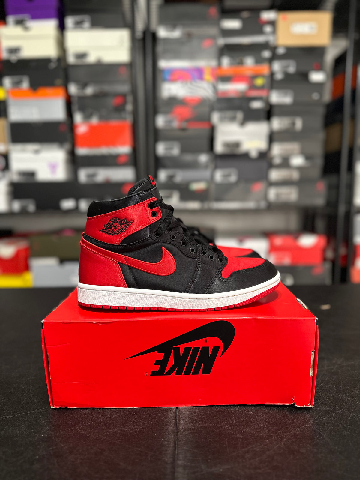 Size 9.5 - (11W) J1 satin bred