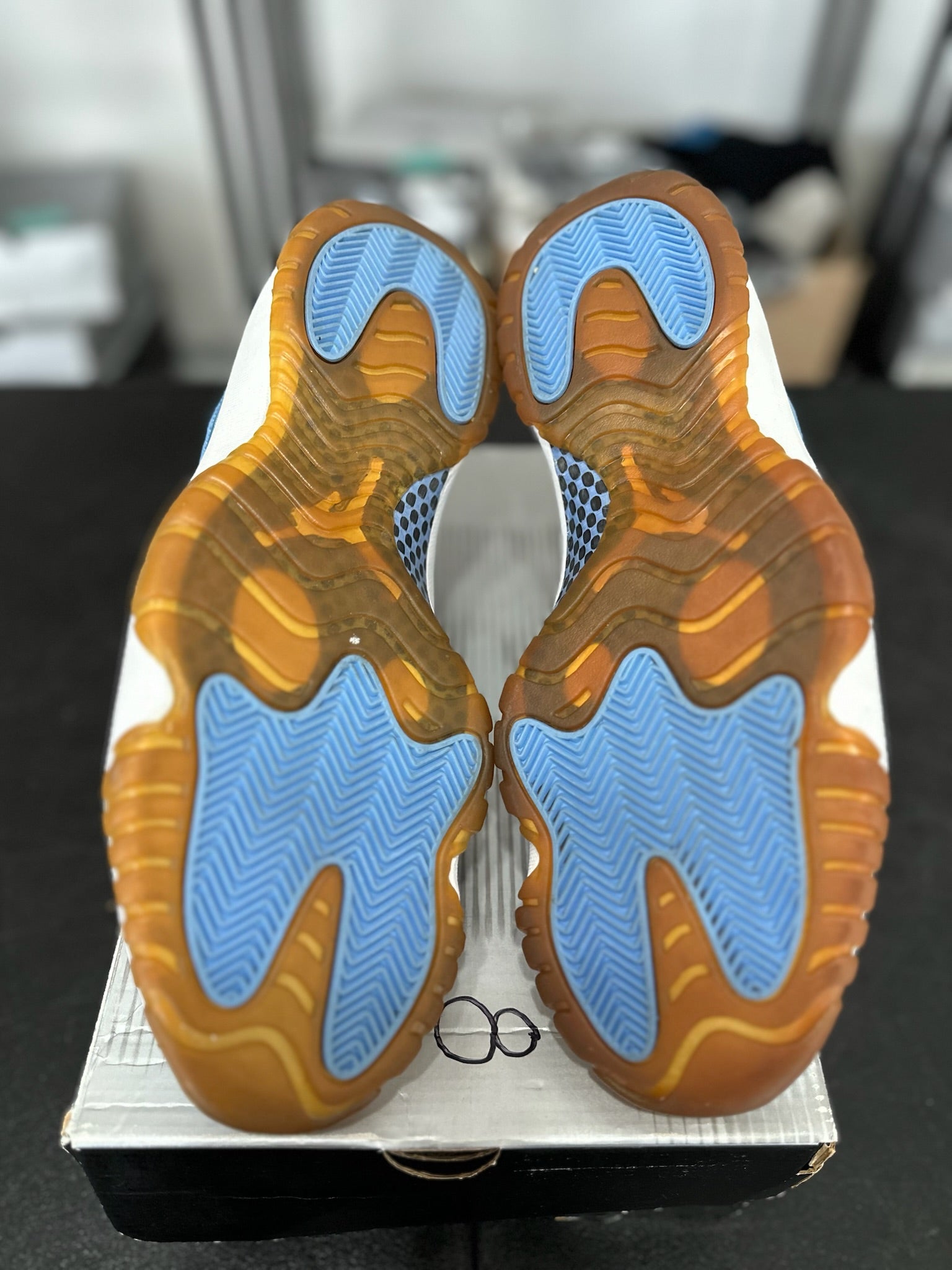 Size 12 - J11 Low Columbia Blue