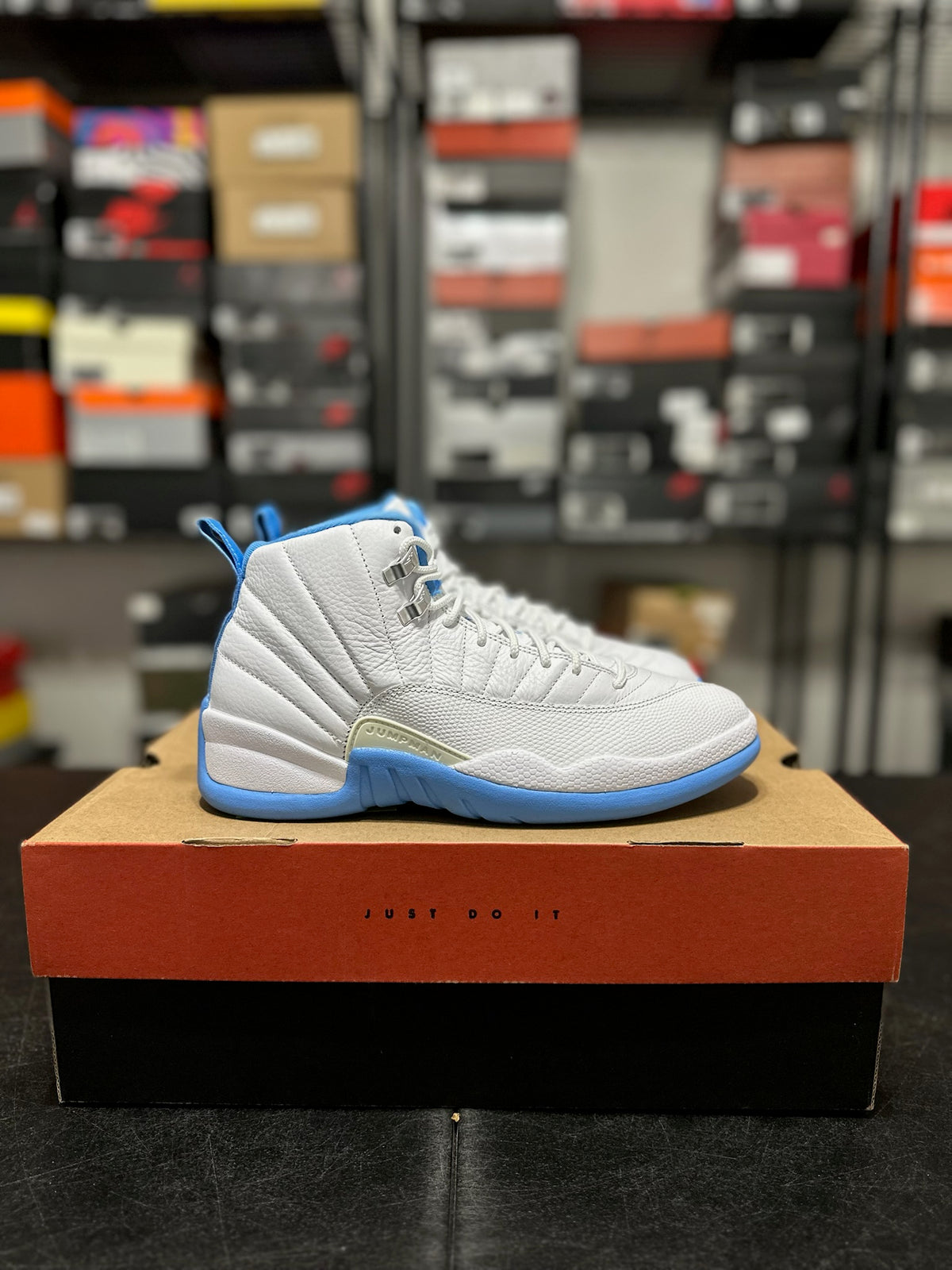 Size 8 - J12 Melo