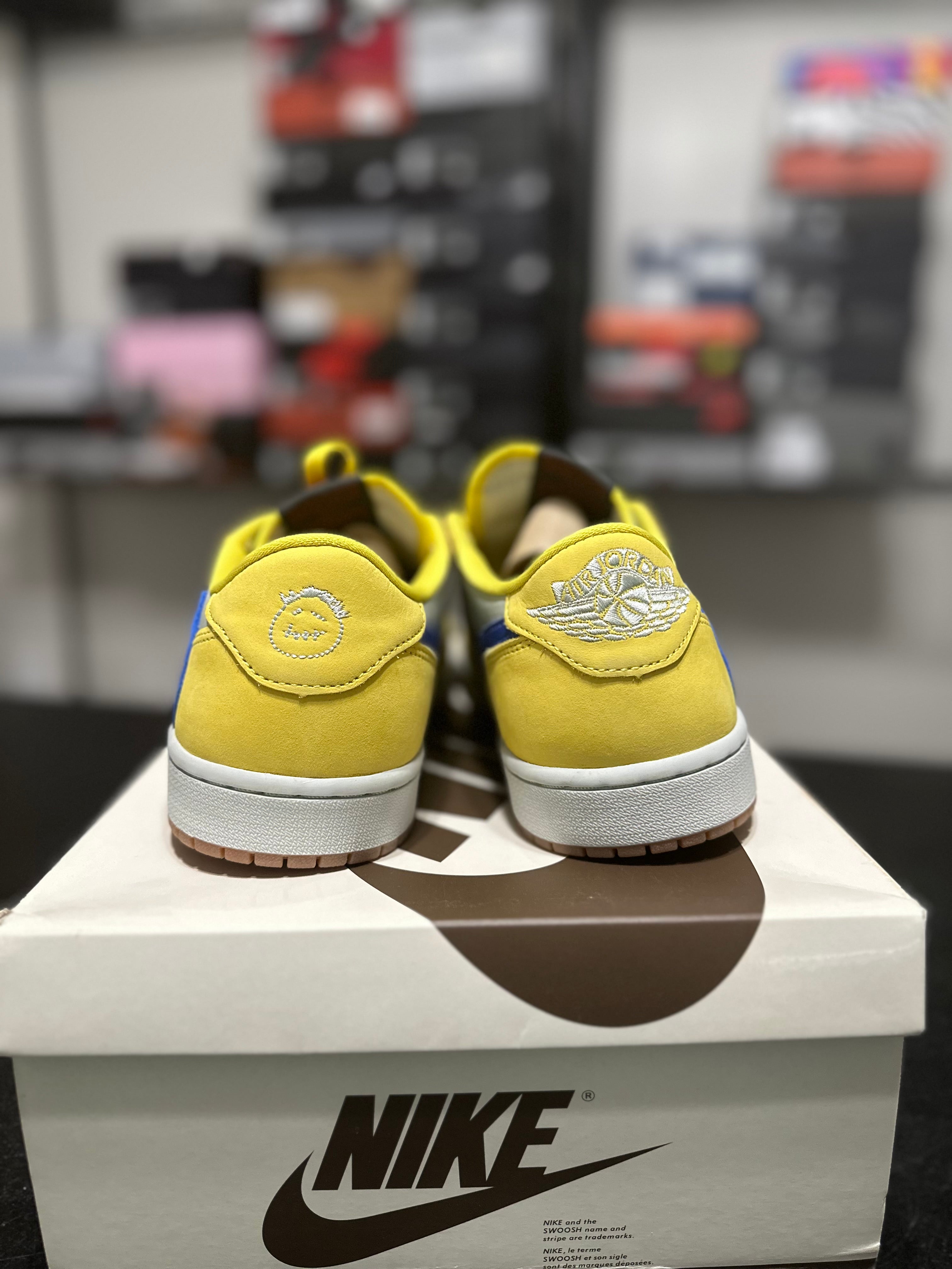 Size 9.5 - (11W) J1 low canary