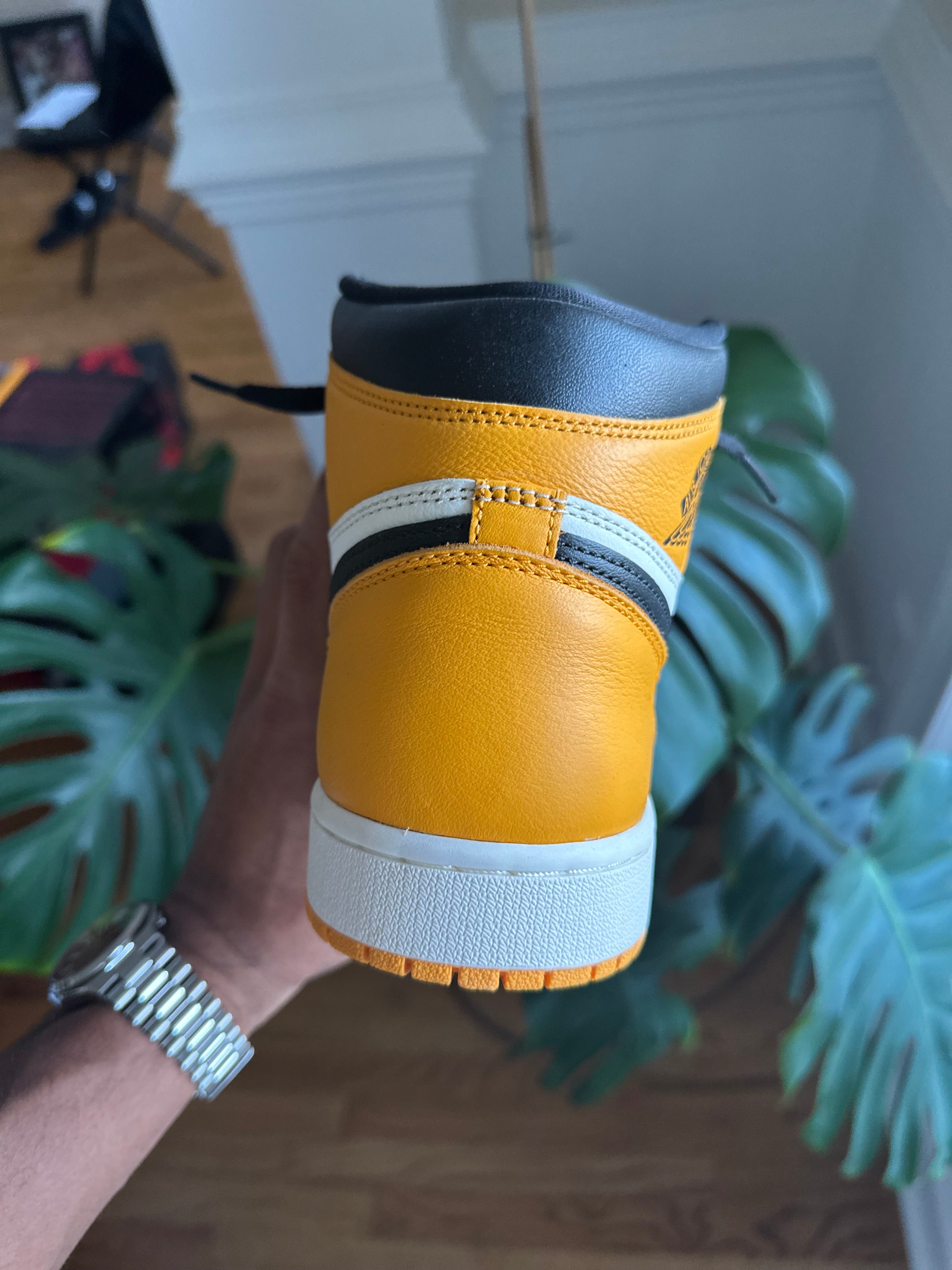 Size 9.5 - J1 taxi
