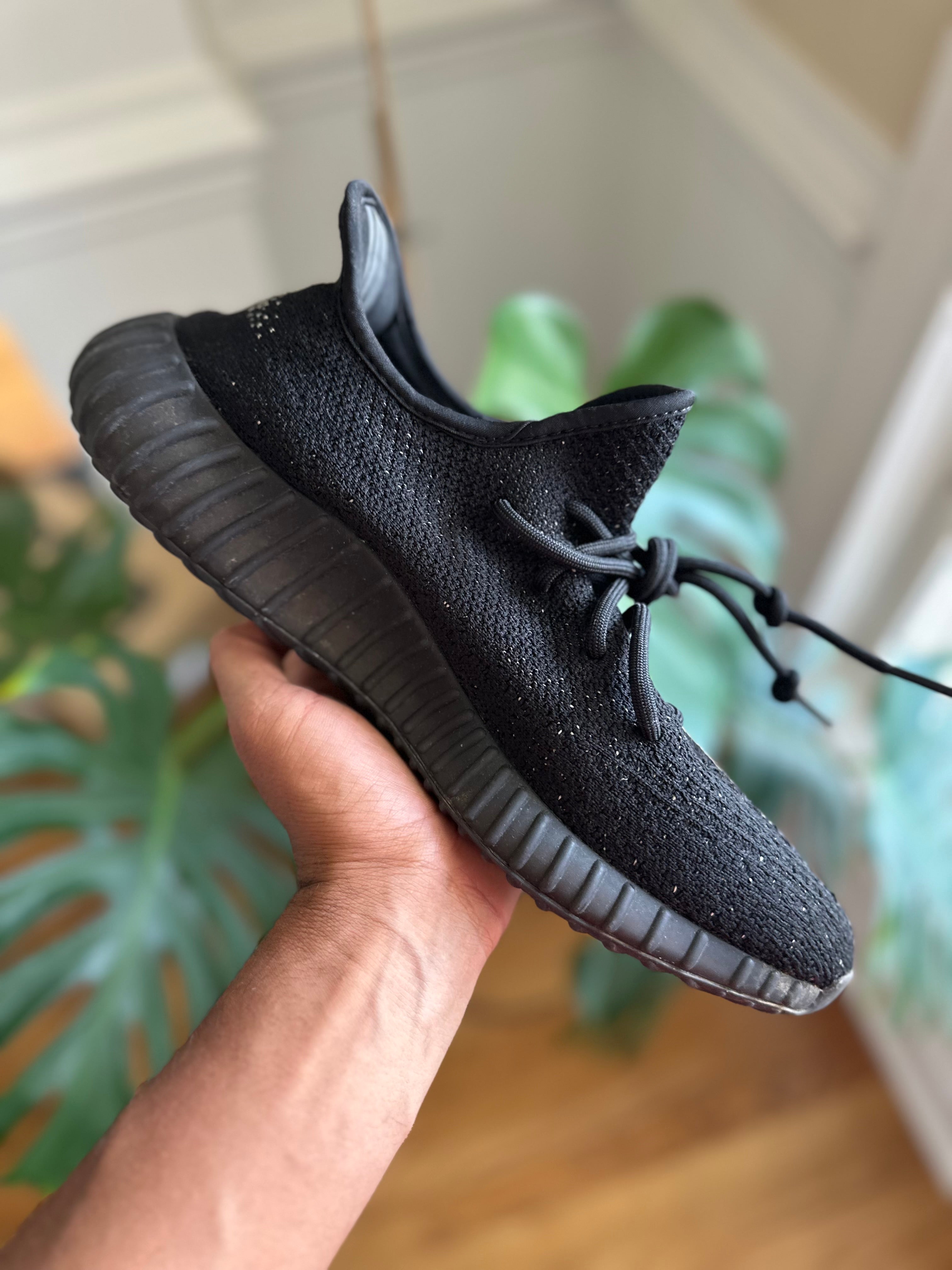 Size 12 - YZY 350 Oreo