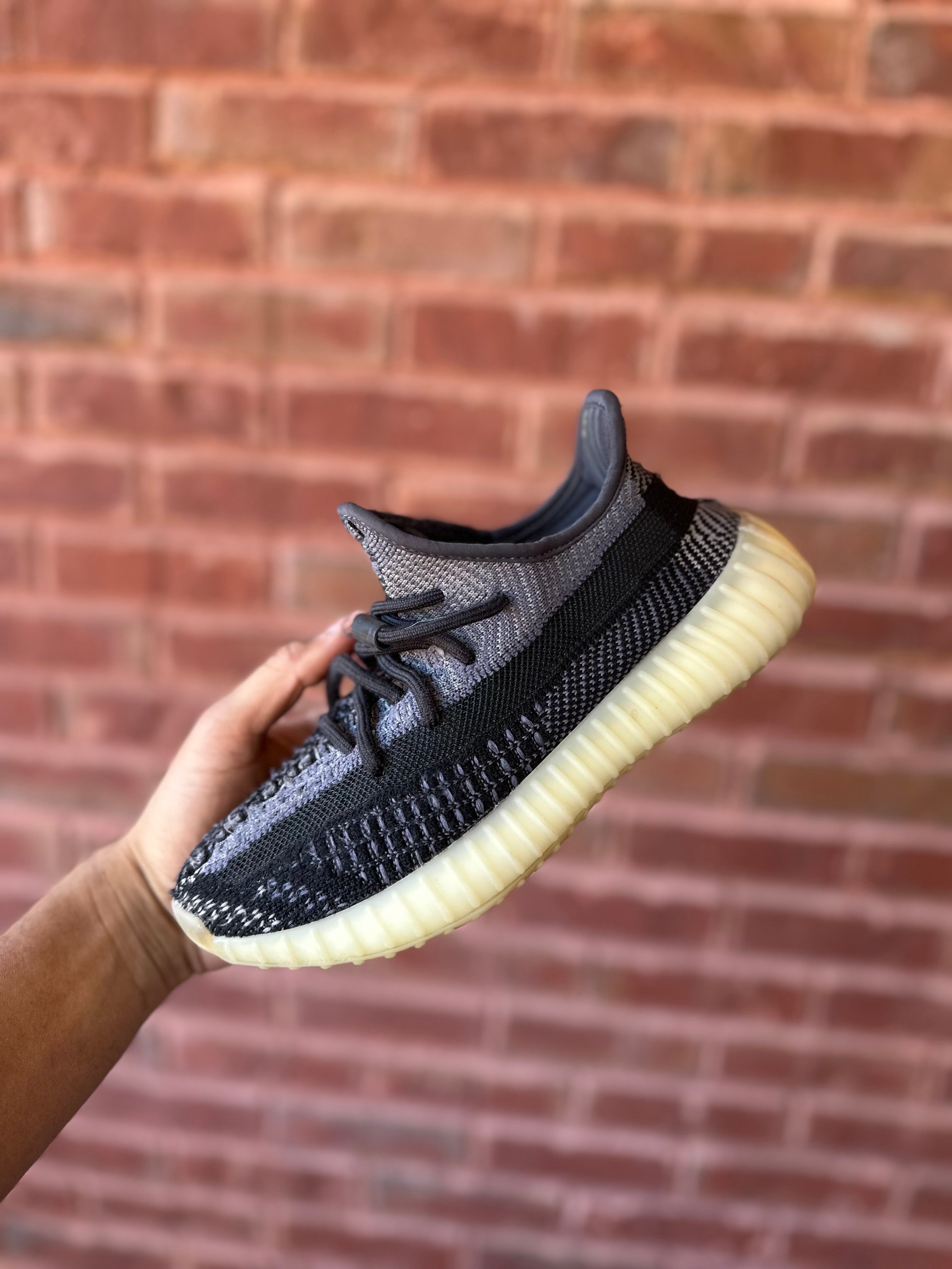 Size 4 - YZY 350 Carbon