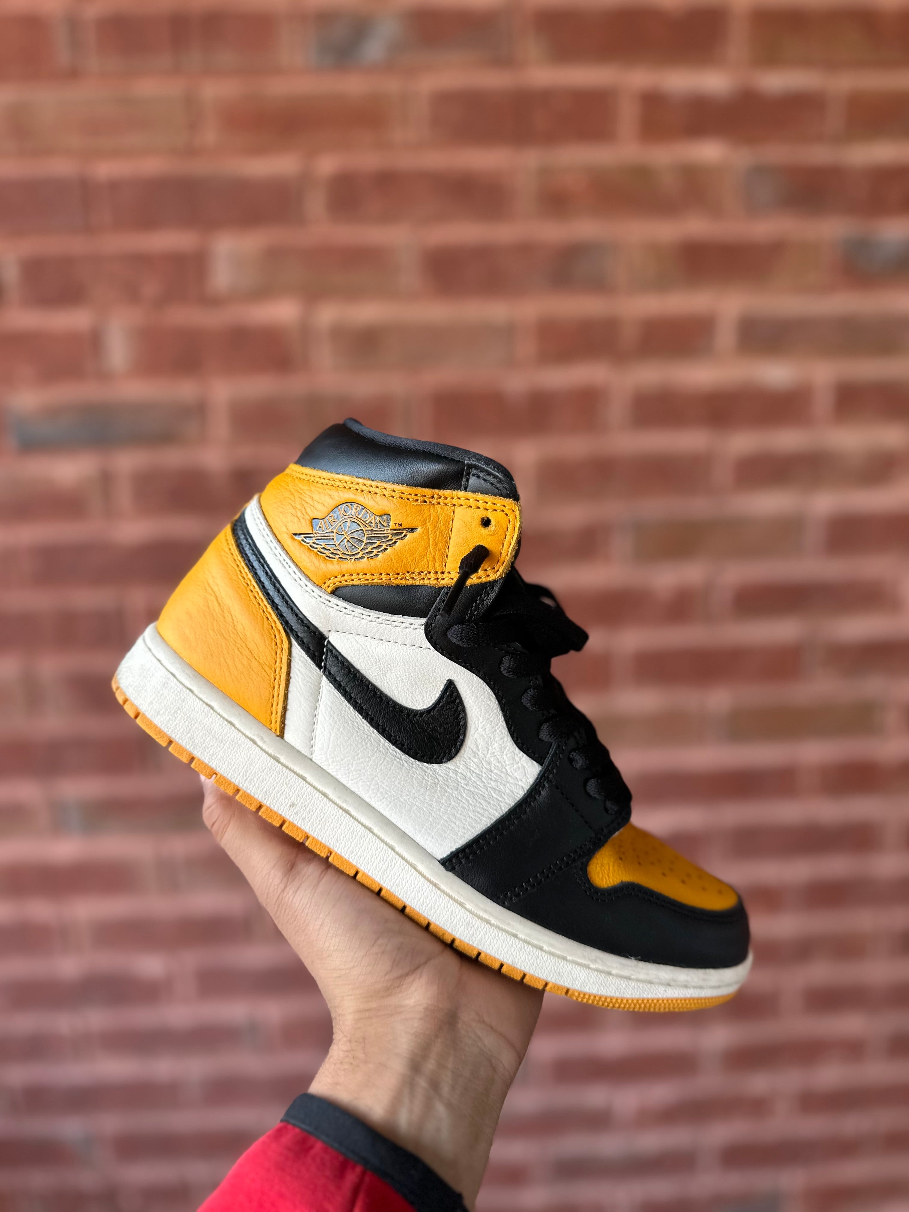 Size 8 - J1 yellow taxi