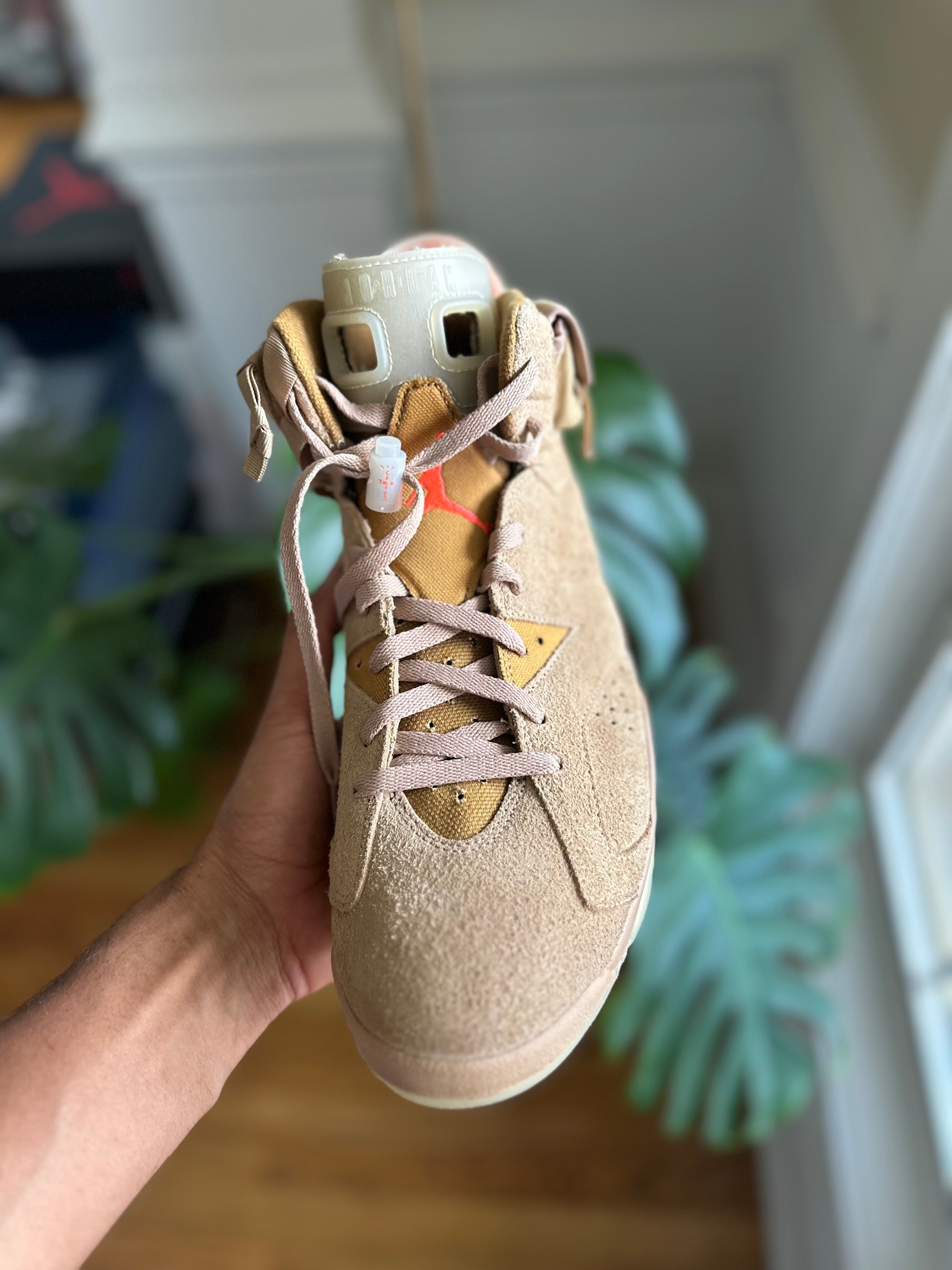 Size 12 - J6 Travis British khaki