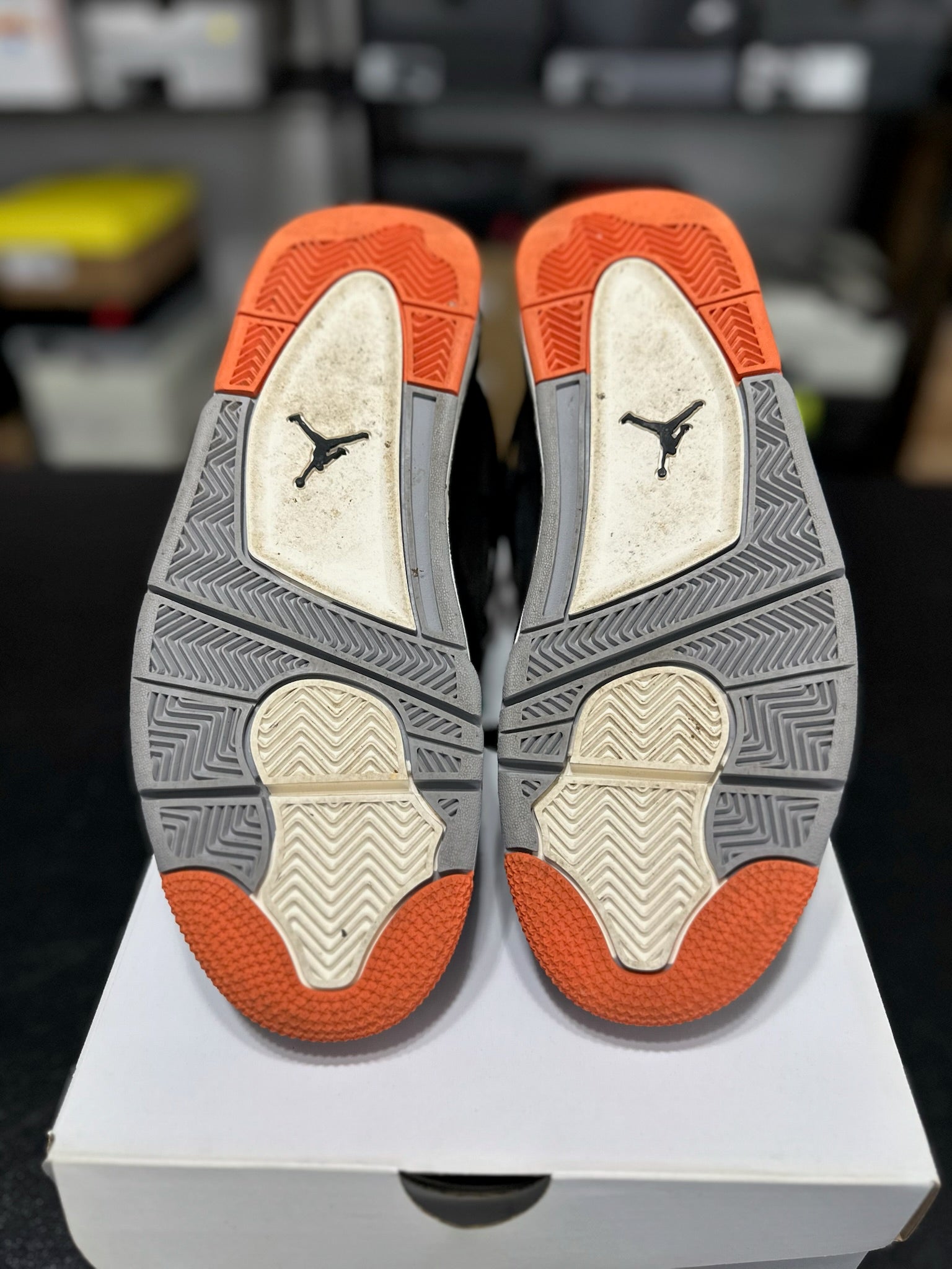 Size 8.5 - (10W) J4 Starfish