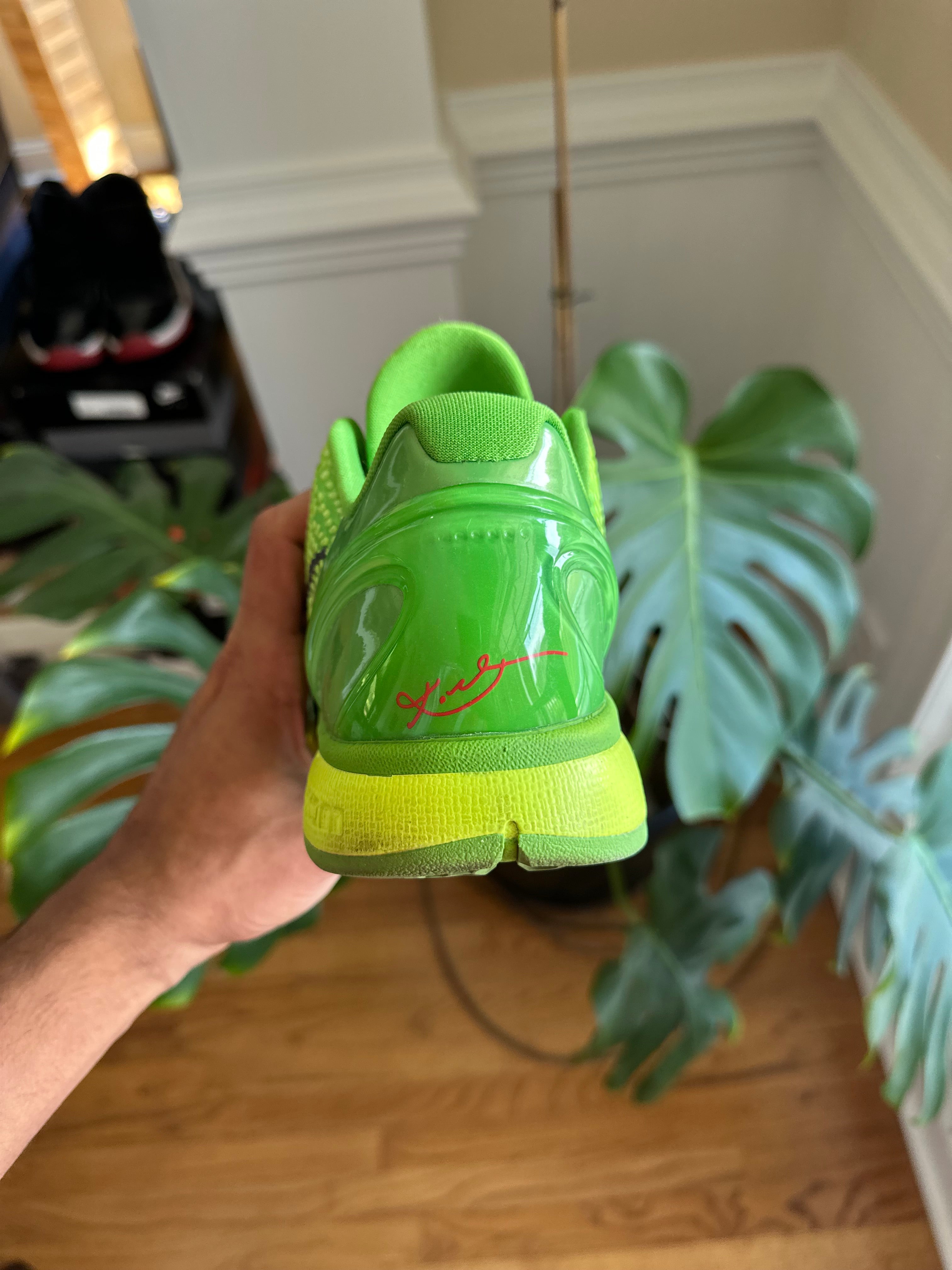 Size 8.5 - Kobe 6 protro grinch