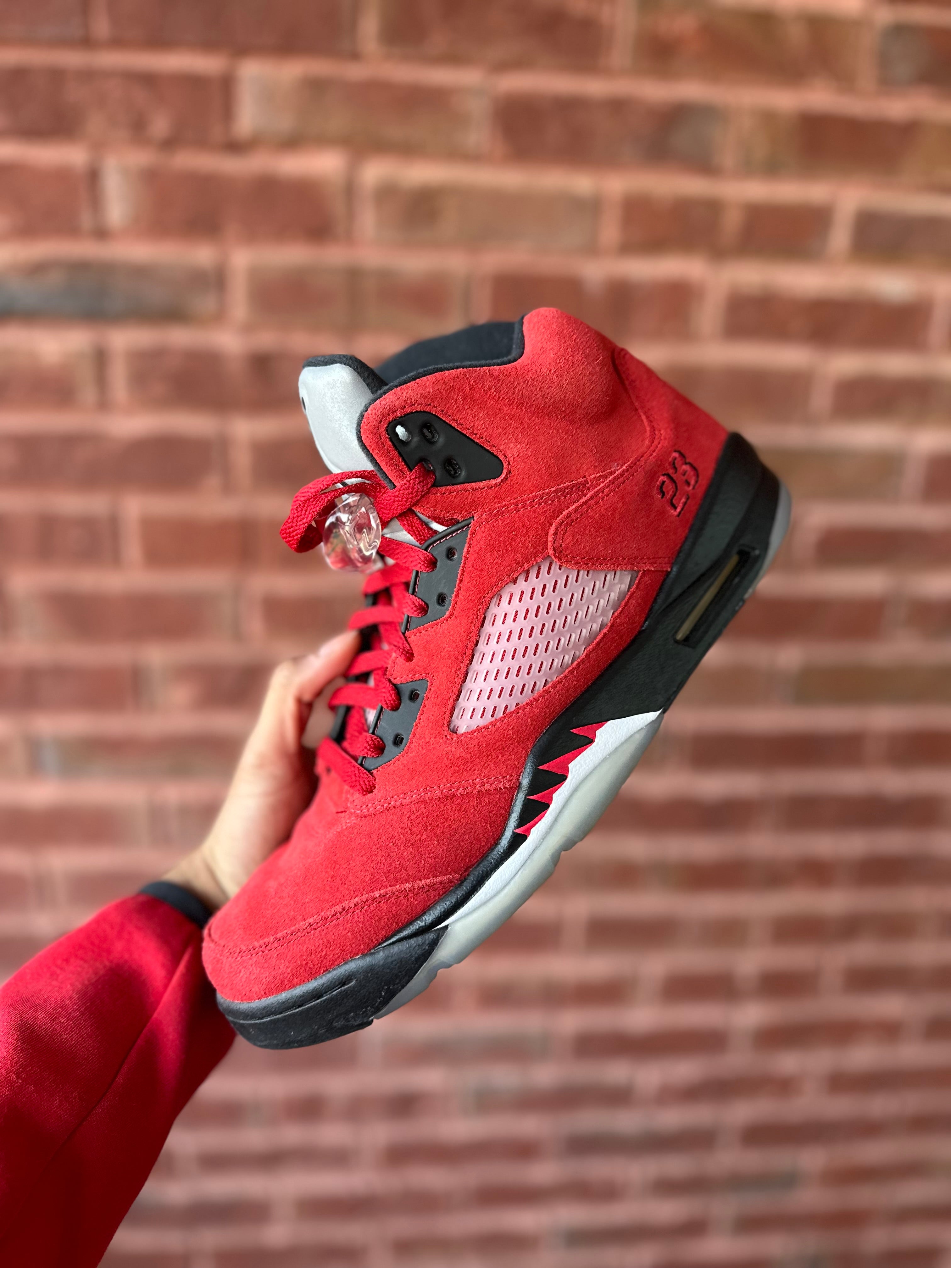 Size 11 - J5 raging bull