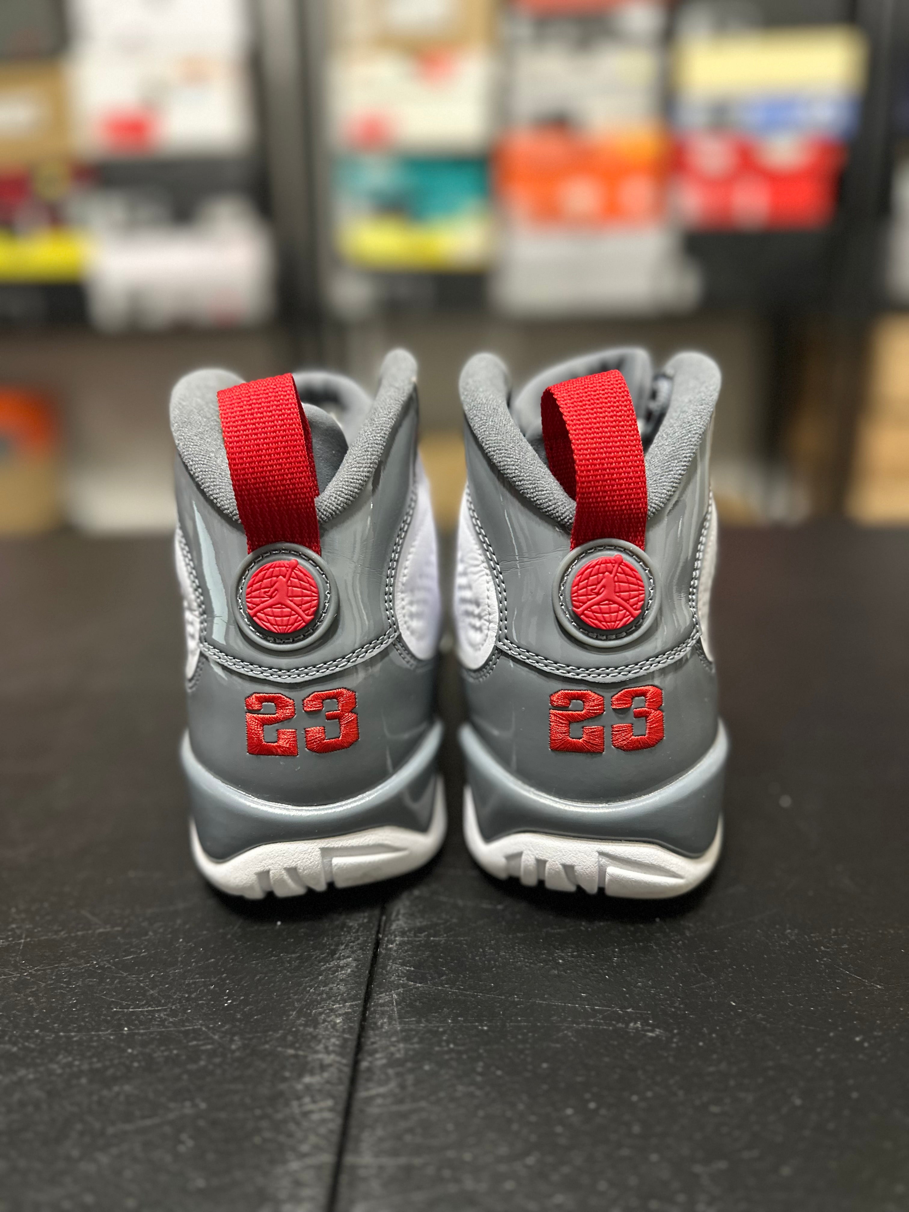 Size 8.5 - J9 cool grey