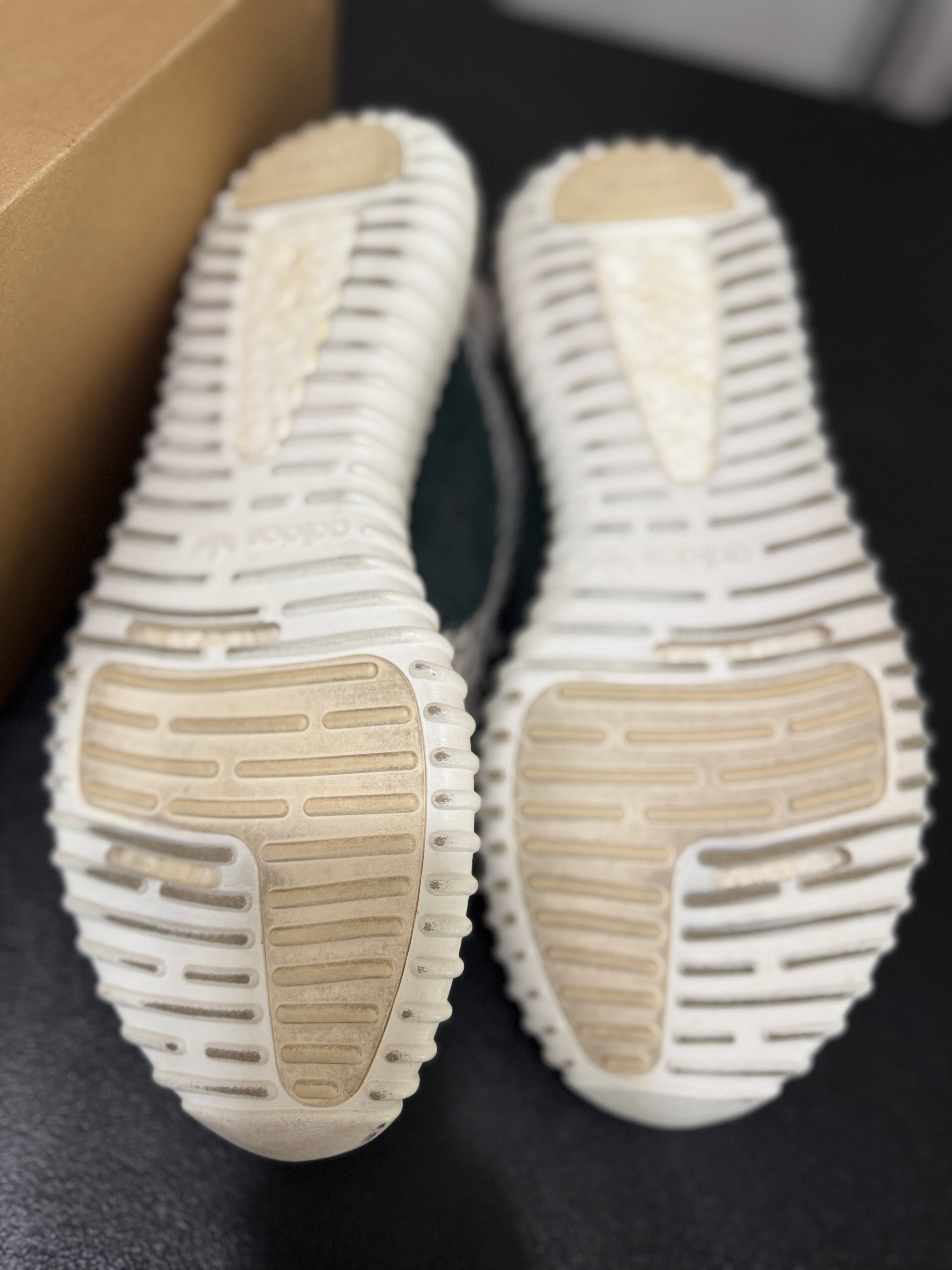 Size 10 - YZY 350 turtle dove (2015 release)